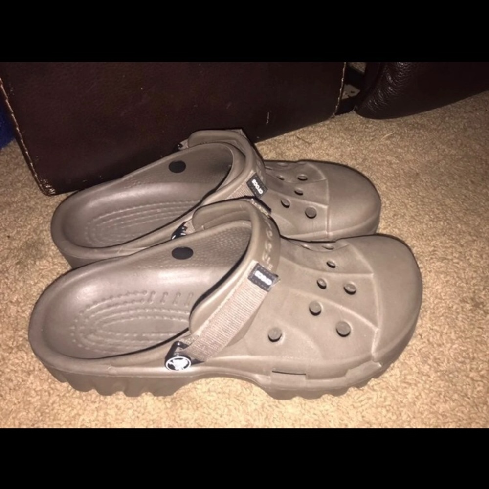 Crocs - image 1